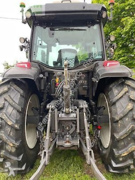 Lantbrukstraktor Valtra  g125v