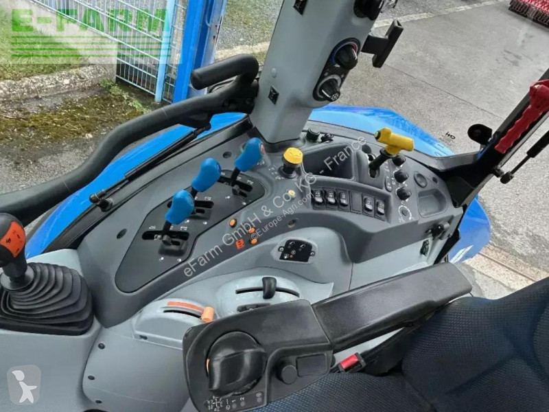 Landbrugstraktor New Holland  t5.110