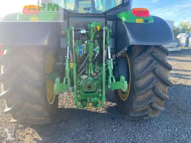 Landbrugstraktor John Deere  6110 m command quad +