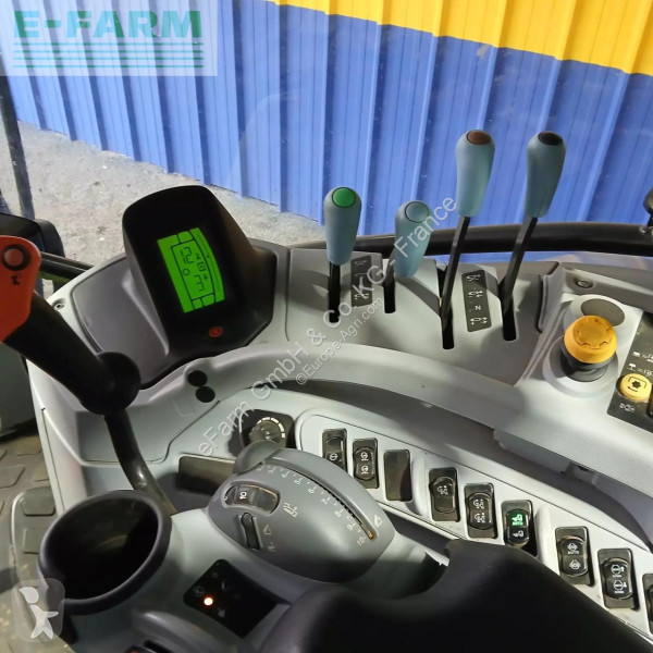 Landbrugstraktor New Holland  t7.245 p.c.
