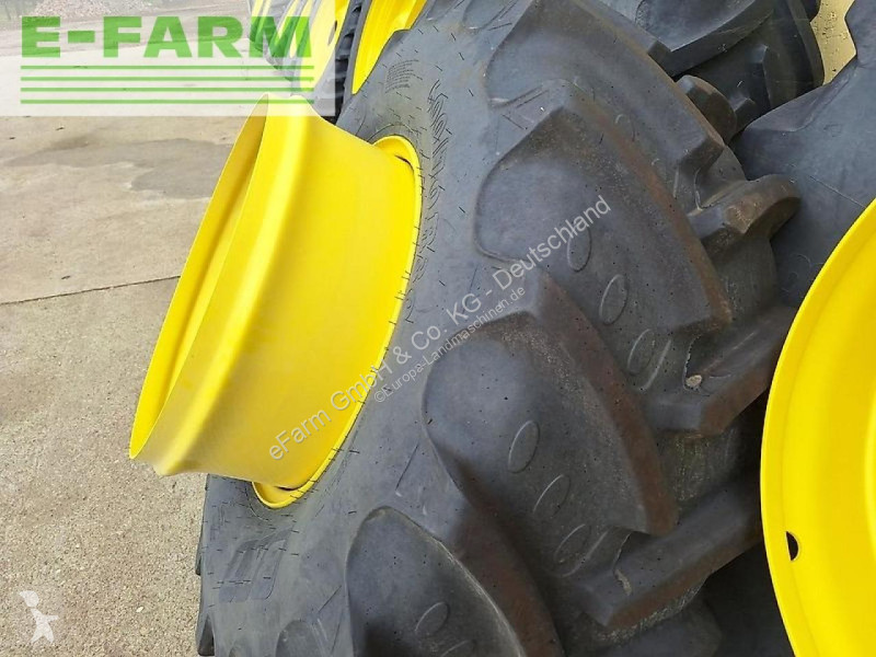 Lantbrukstraktor John Deere 8245R