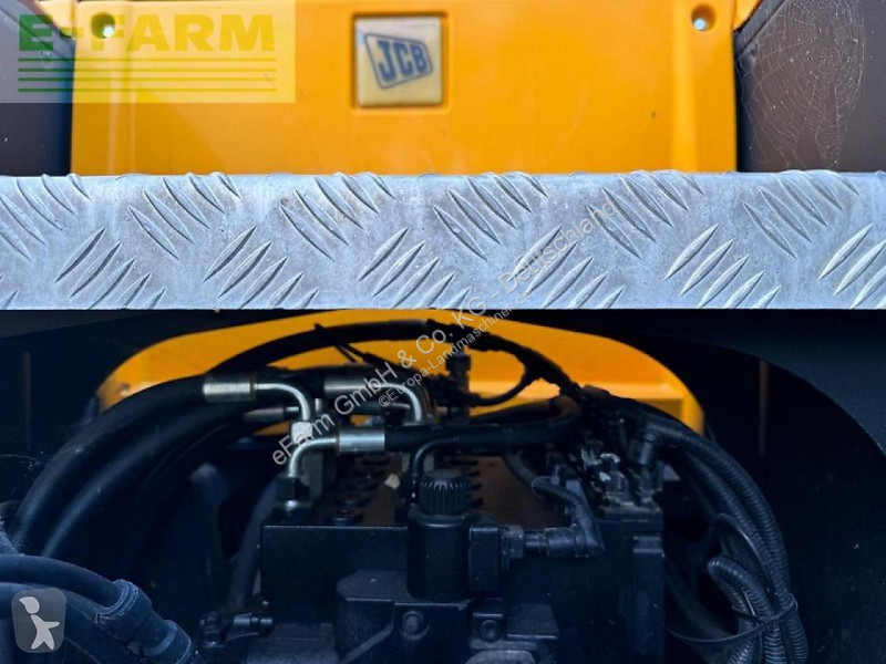 Lantbrukstraktor JCB  fastrac 7270 p-tronic