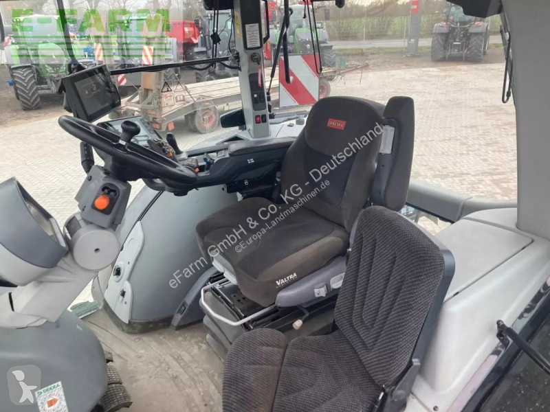 Landbrugstraktor Valtra  s374 smarttouch