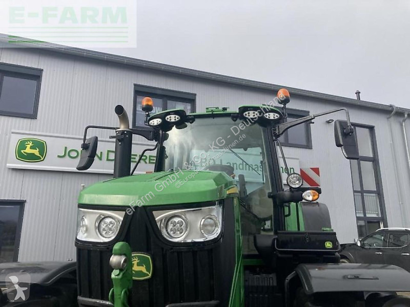 Landbrugstraktor John Deere  6m240