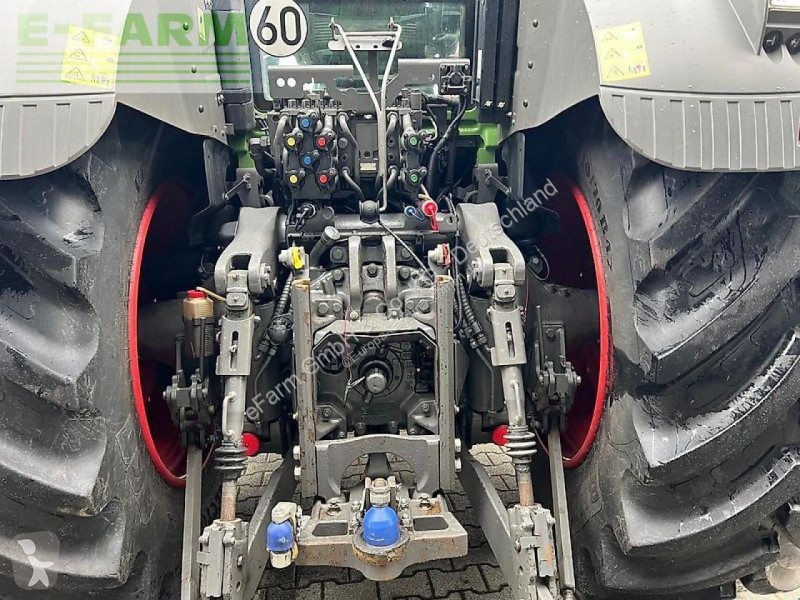 Landbrugstraktor Fendt  828 vario s4