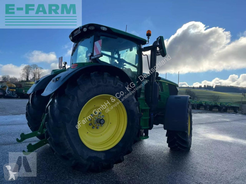 Landbrugstraktor John Deere  6r215