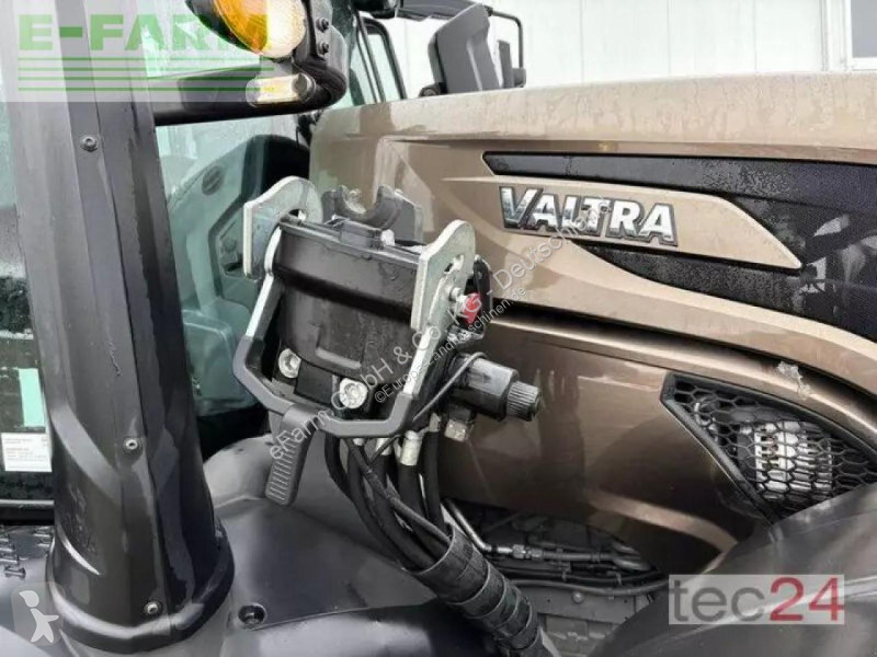 Landbrugstraktor Valtra  t235d