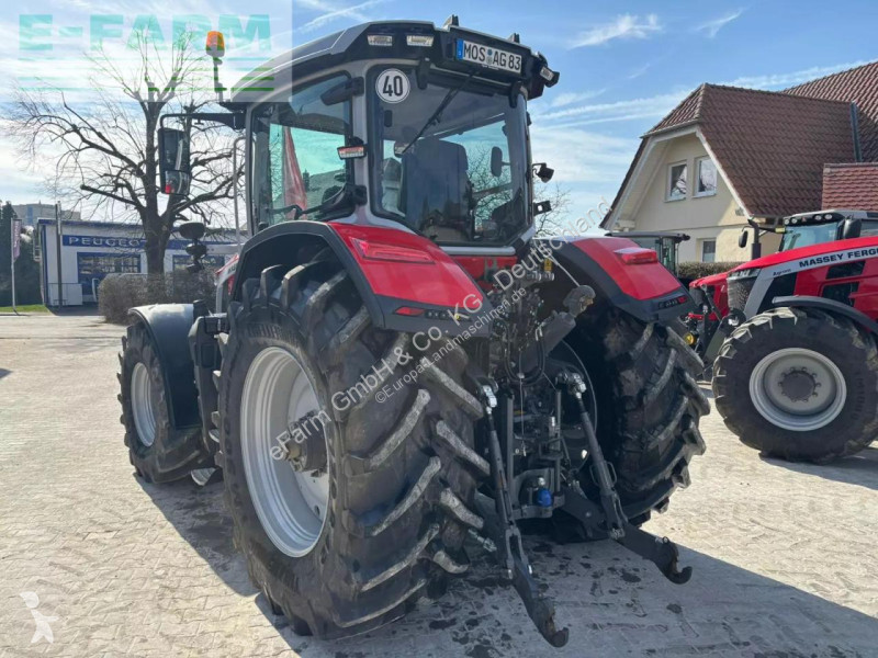 Landbrugstraktor Massey Ferguson  8s.305 dyna vt