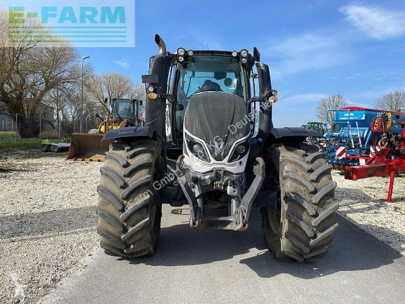 Landbrugstraktor Valtra  t254