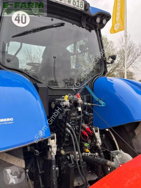 Landbrugstraktor New Holland  t 6.180 ac