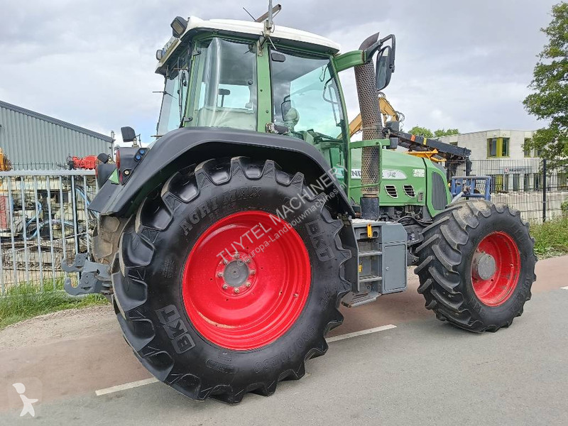 Lantbrukstraktor Fendt 712 Vario TMS fronthef...