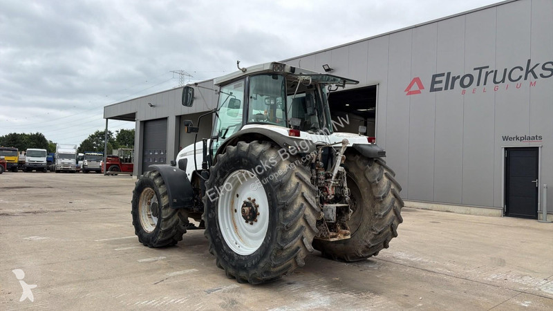 Lantbrukstraktor Massey Ferguson 8220 POWER...
