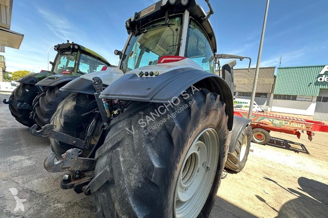 Landbrugstraktor Valtra T 254 VERSU