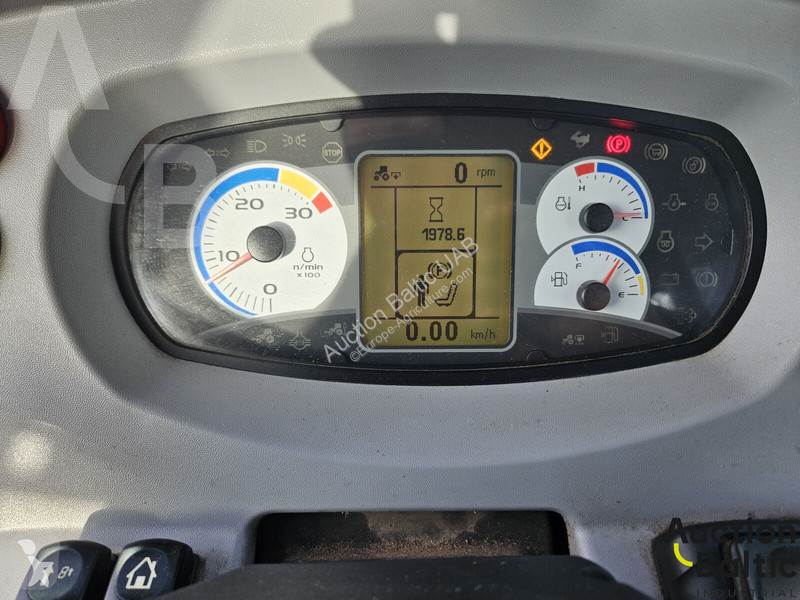 Трактор New Holland TD 5.105
