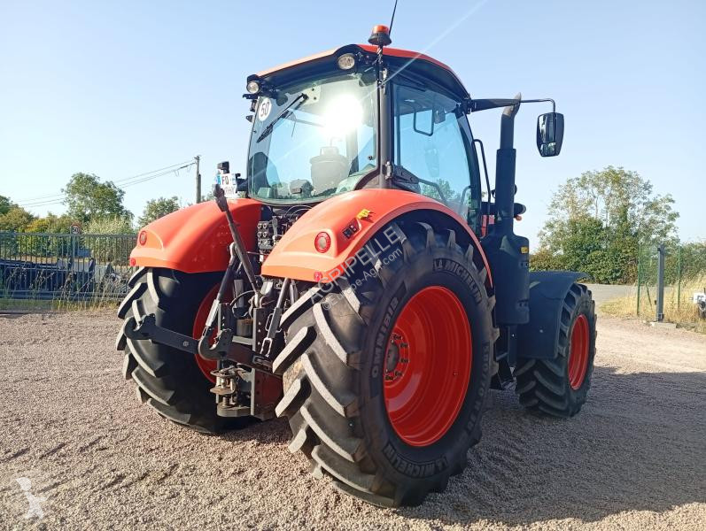 Lantbrukstraktor Kubota  M7133