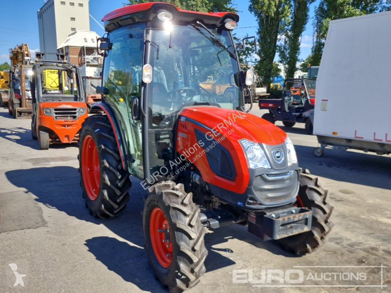 Tractor Kioti DK6020CH
