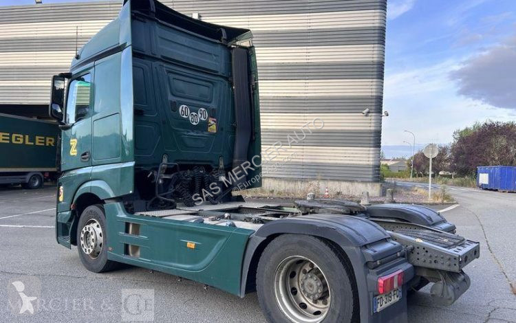 Tracteur Mercedes
