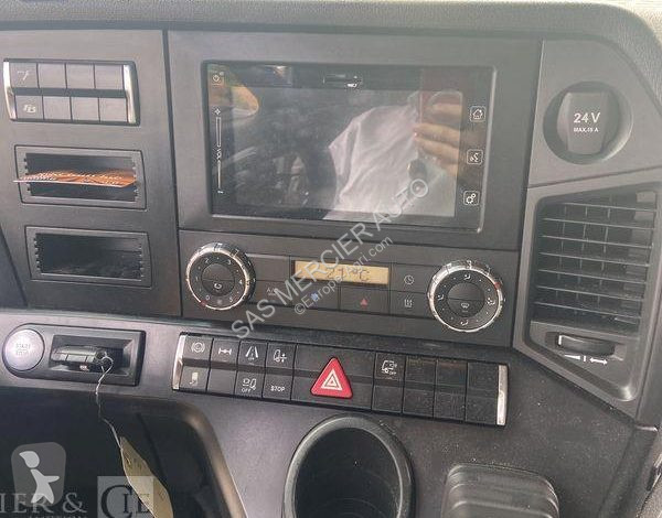 Tracteur Mercedes