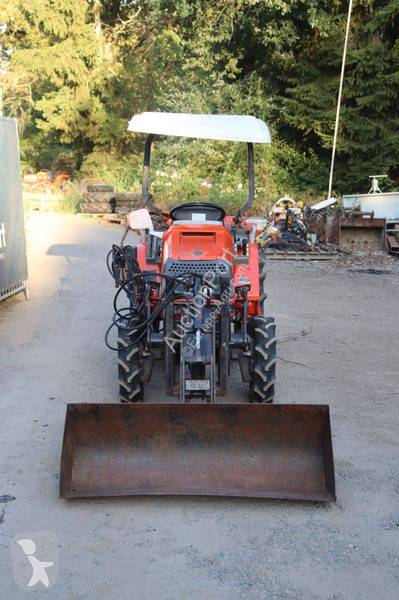 جرار زراعي Kubota A-155
