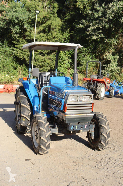 جرار زراعي Iseki TA270F