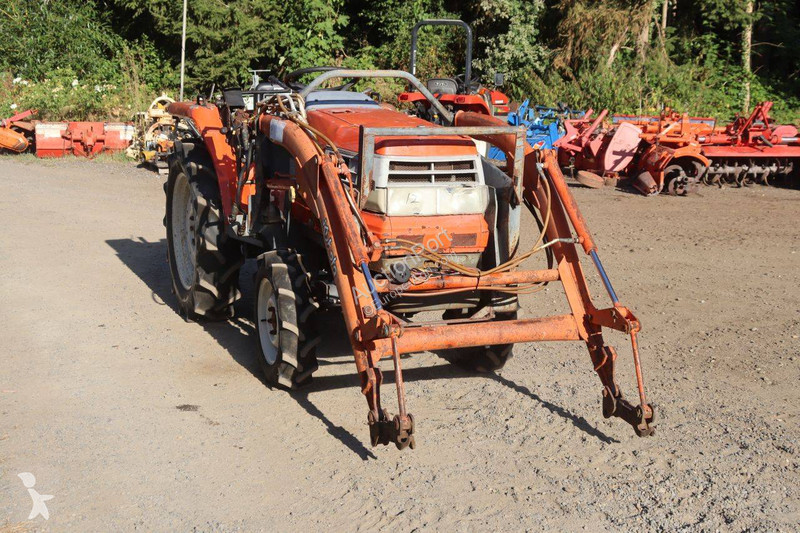 جرار زراعي Kubota GL-23