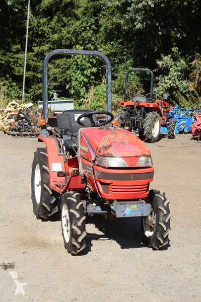 جرار زراعي Yanmar KE-40