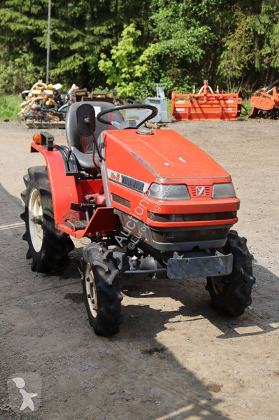 جرار زراعي Yanmar Ke-2D