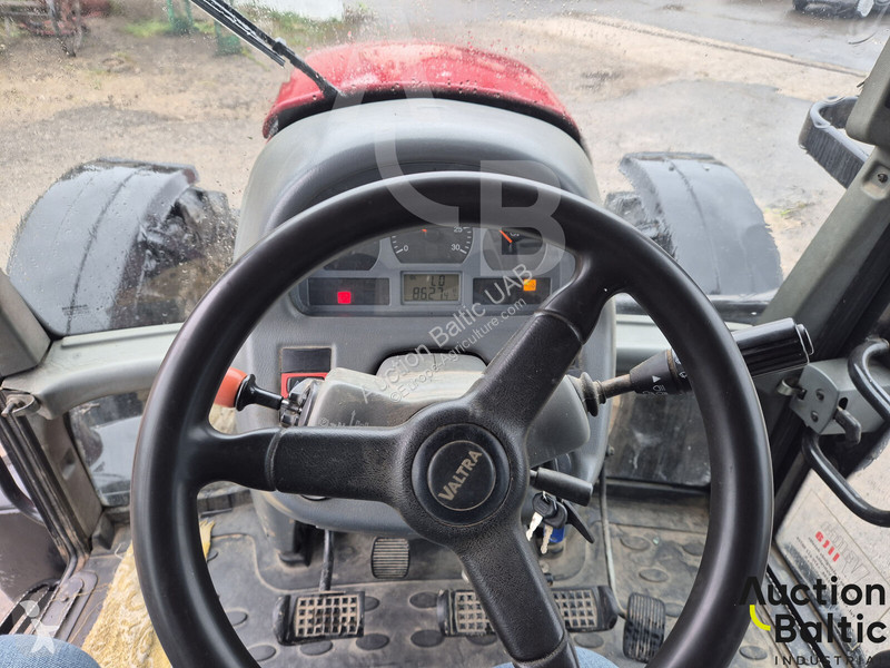 جرار زراعي Valtra N141H