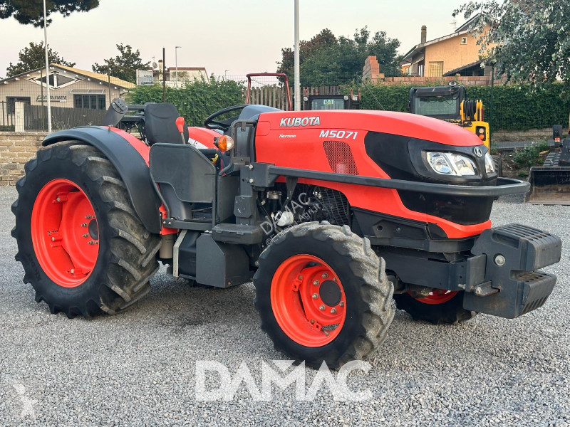 جرار زراعي Kubota M5071