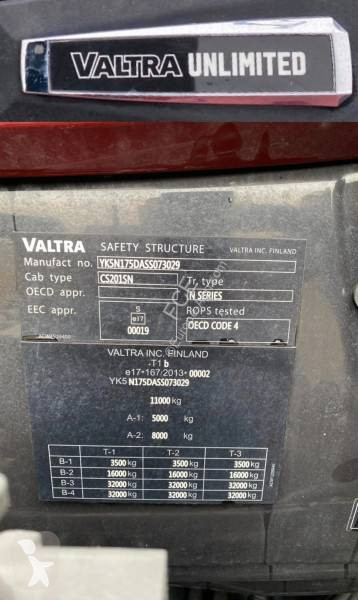 Tracteur agricole Valtra N175/DIRECT UNLIMITED...