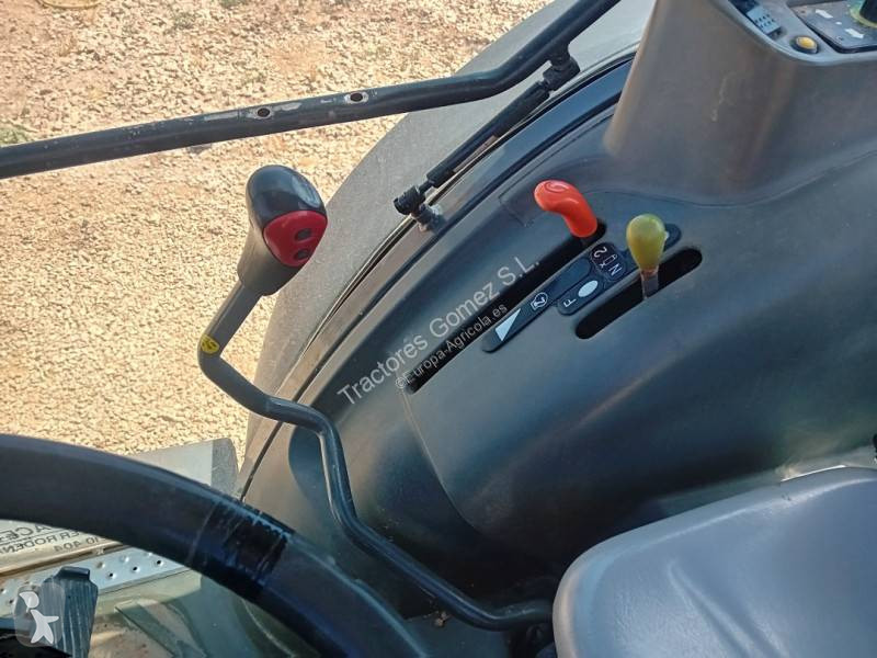 Tractor Claas NECTIA 267F