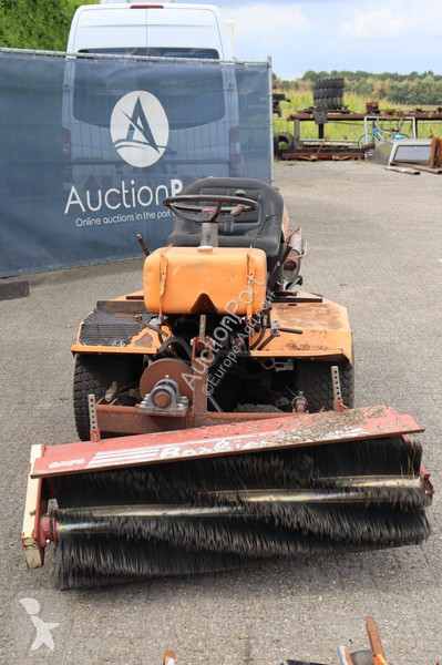 Tractor Agria 8300-D