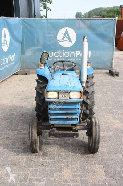 Сільськогосподарський трактор Iseki TS1610