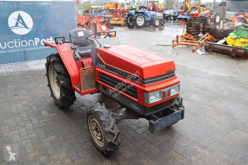 Сільськогосподарський трактор Yanmar...