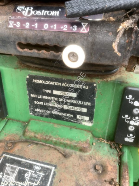 Сільськогосподарський трактор John Deere