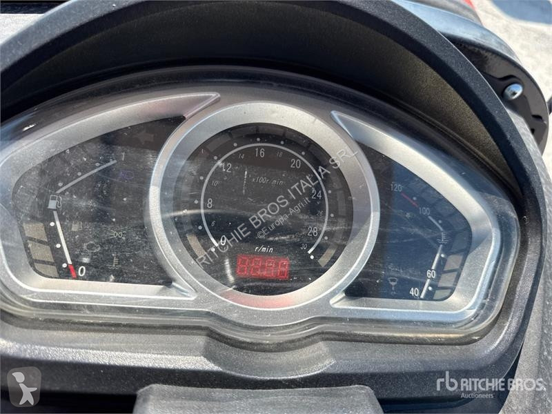 Сільськогосподарський трактор  TT604 4WD...