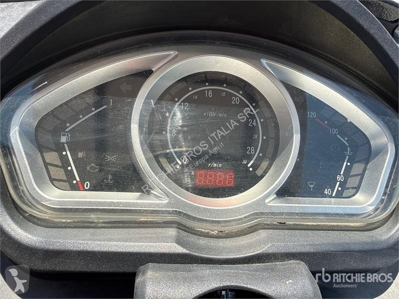 Сільськогосподарський трактор  TT604 4WD...