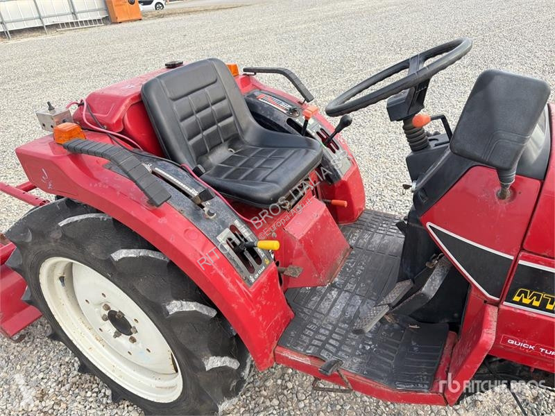 Tractor Mitsubishi MT 205 Mini 4WD Tractor