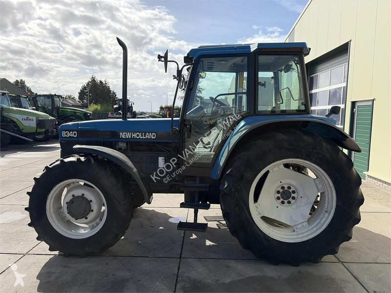 Tractor New Holland 8340 SLE