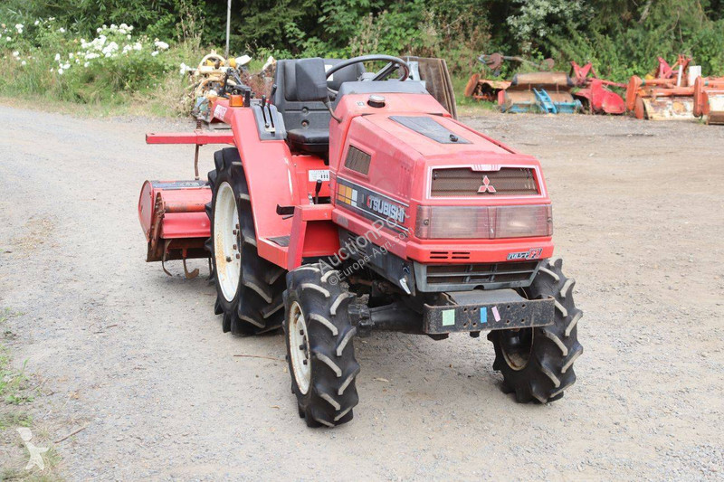 Mitsubishi MT16 tractor