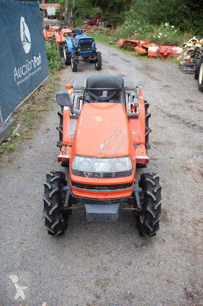 Kubota B52 tractor