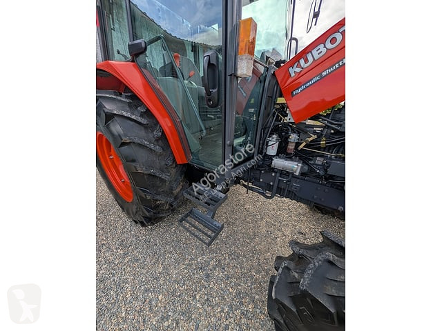 Tractor agrícola Kubota Me5700