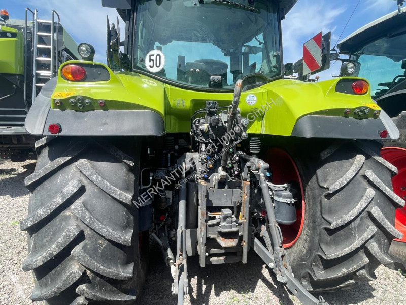Trattore Claas  ARION 650