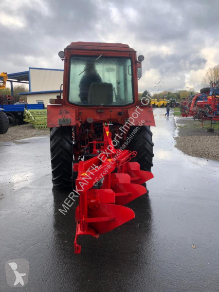Tractor Belarus  MTS 82 FL + 3 Schar Beetpflug
