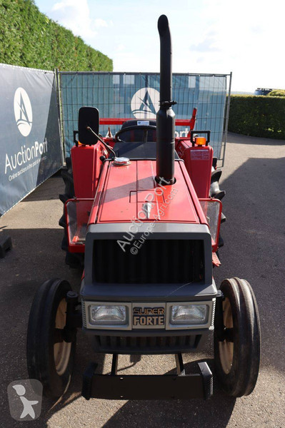 Tractor agrícola Yanmar F24