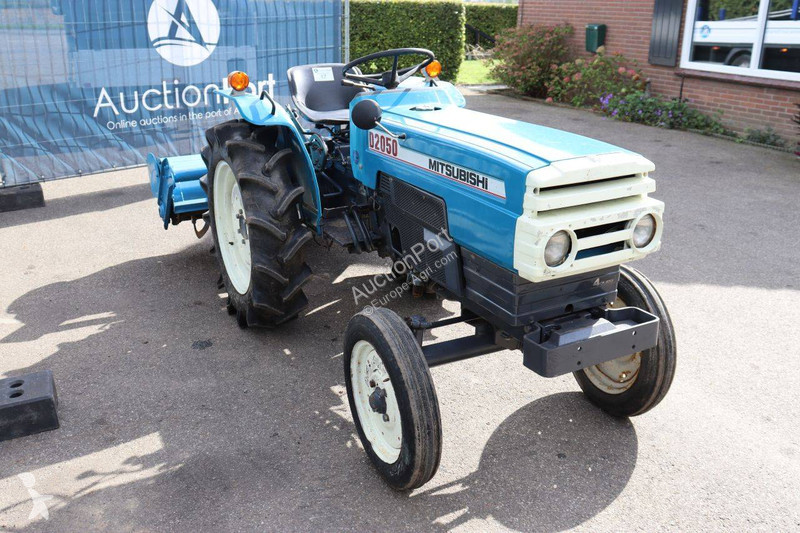 Tractor agrícola Mitsubishi D2050