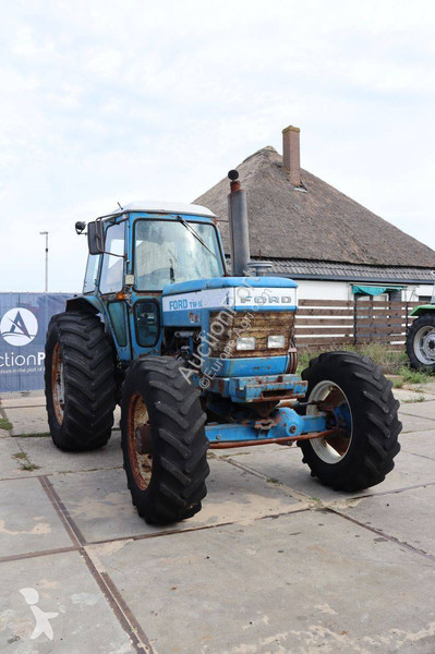 Tractor agrícola Ford TW-10