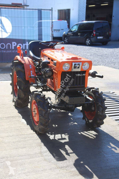 Tractor agrícola Kubota B7001DT