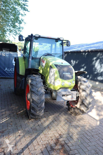 Tractor agrícola Claas 340 AXOS