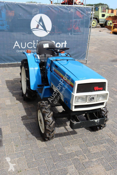 Tractor agrícola Mitsubishi MT1601D